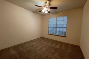 532 Baverton Ln, Fort Worth, TX 76052 - Photo 23