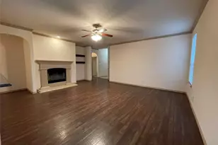 532 Baverton Ln, Fort Worth, TX 76052 - Photo 11