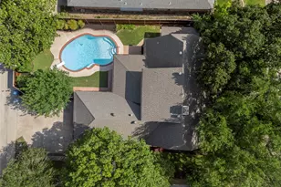 12708 Whispering Hills Dr, Dallas, TX 75243 - Photo 35