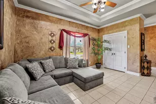 303 E Brockett St, Sherman, TX 75090 - Photo 9