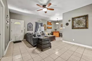 303 E Brockett St, Sherman, TX 75090 - Photo 13