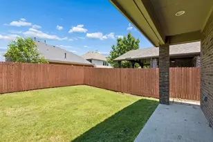 1020 Yarrow St, Little Elm, TX 75068 - Photo 23
