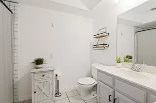 1318 Halifax St, Grand Prairie, TX 75050 - Photo 11