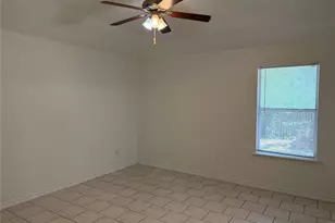 5500 David Strickland Rd, Fort Worth, TX 76119 - Photo 15