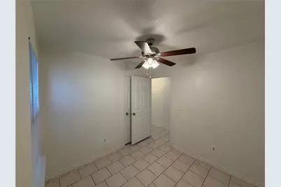 5500 David Strickland Road, Fort Worth, TX 76119 - Photo 9