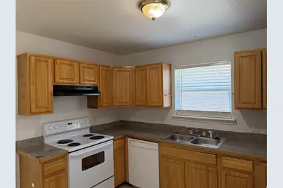 5500 David Strickland Road, Fort Worth, TX 76119 - Photo 19