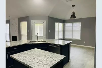 4513 Normandy Way, Grand Prairie, TX 75052 - Photo 17