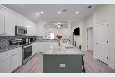 2114 Volga Avenue, Dallas, TX 75216 - Photo 13