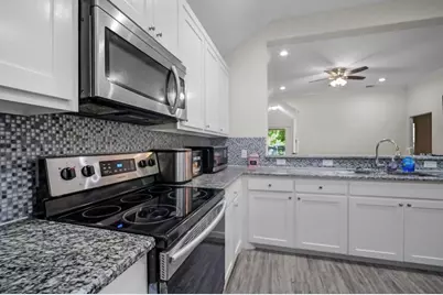 2114 Volga Avenue, Dallas, TX 75216 - Photo 11