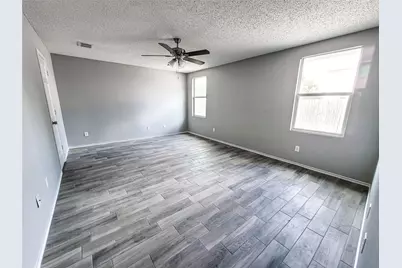 1725 Carolina Ridge Way, Fort Worth, TX 76247 - Photo 9