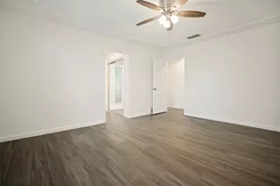 6355 Starnes Rd, Watauga, TX 76148 - Photo 19
