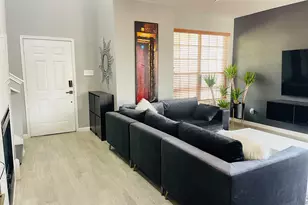 516 Angela Ln, Euless, TX 76039 - Photo 5
