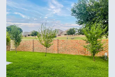 516 Angela Lane, Euless, TX 76039 - Photo 37