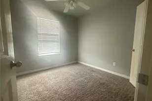 2349 Homewood Ln, Grand Prairie, TX 75050 - Photo 17