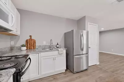 1305-A NW 14th Street, Grand Prairie, TX 75050 - Photo 9
