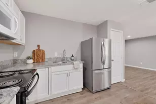1305-A NW 14th St, Grand Prairie, TX 75050 - Photo 9