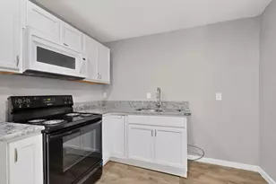 1305-A NW 14th St, Grand Prairie, TX 75050 - Photo 11