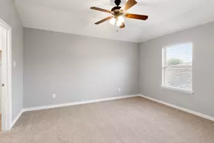 5667 Mountain Hollow Dr, Dallas, TX 75249 - Photo 17