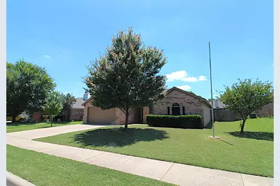 501 Barbara Jean Lane, Burleson, TX 76028 - Photo 3