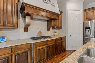 8105 Blue Hole Ct, McKinney, TX 75070 - Photo 15