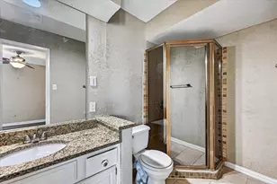 3006 Wayside Dr, Bedford, TX 76021 - Photo 17