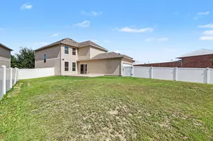 701 Whitemarsh Dr, Aubrey, TX 76227 - Photo 19