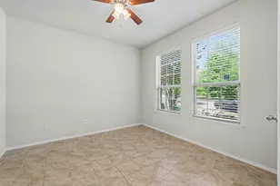701 Whitemarsh Dr, Aubrey, TX 76227 - Photo 9