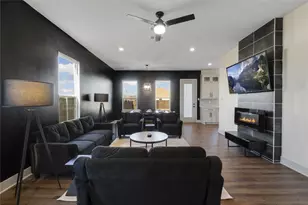 3741 Toronto St, Dallas, TX 75212 - Photo 9