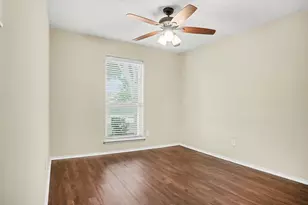 3365 Galaway Bay Dr, Grand Prairie, TX 75052 - Photo 9