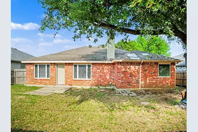 3365 Galaway Bay Drive, Grand Prairie, TX 75052 - Photo 15