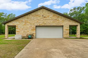 592 Rs County Road 1151, Emory, TX 75440 - Photo 31