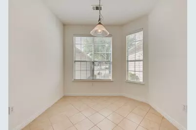 233 Heritage Hill Drive, Lewisville, TX 75067 - Photo 19