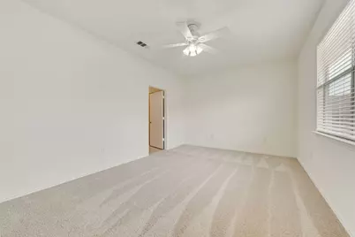 233 Heritage Hill Drive, Lewisville, TX 75067 - Photo 23