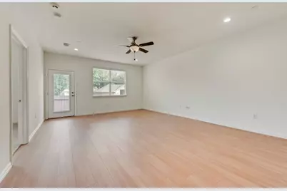 233 Heritage Hill Drive, Lewisville, TX 75067 - Photo 7