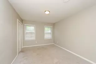 2346 Rexlawn Dr, Dallas, TX 75227 - Photo 13