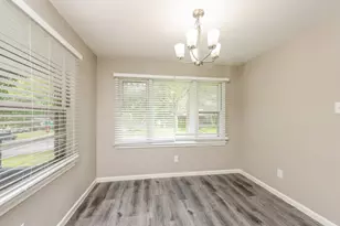 2346 Rexlawn Dr, Dallas, TX 75227 - Photo 7