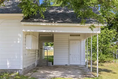 309 S 6th Street, Bangs, TX 76823 - Photo 19