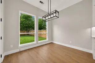 4323 Metropolitan Ave, Dallas, TX 75210 - Photo 5