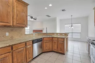 11317 Canoe Rd, Frisco, TX 75035 - Photo 17