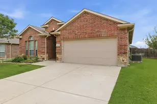 10856 Middleglen Rd, Fort Worth, TX 76052 - Photo 3