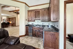 6509 Ladybank Ct W, Cleburne, TX 76033 - Photo 17