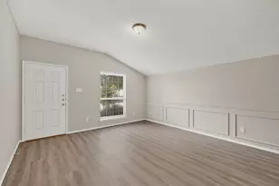 414 Blueberry Hill Ln, Mansfield, TX 76063 - Photo 5