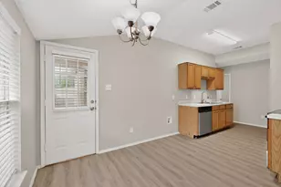 414 Blueberry Hill Ln, Mansfield, TX 76063 - Photo 9
