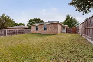 414 Blueberry Hill Ln, Mansfield, TX 76063 - Photo 37