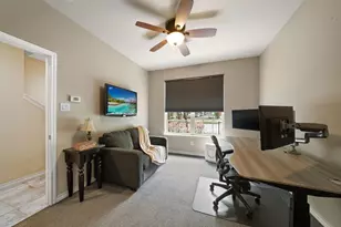 15754 Quorum Dr, Addison, TX 75001 - Photo 23