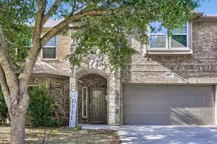 5808 Windy Meadow Ln, Grand Prairie, TX 75052 - Photo 3