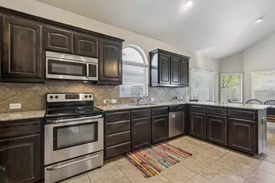 4704 Shagbark Drive, Denton, TX 76226 - Photo 7