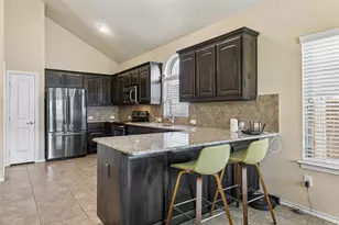 4704 Shagbark Dr, Denton, TX 76226 - Photo 9