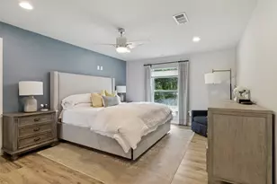 10118 Timber Trail Dr, Dallas, TX 75229 - Photo 15