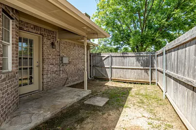 1803 Park Place, Sherman, TX 75092 - Photo 17